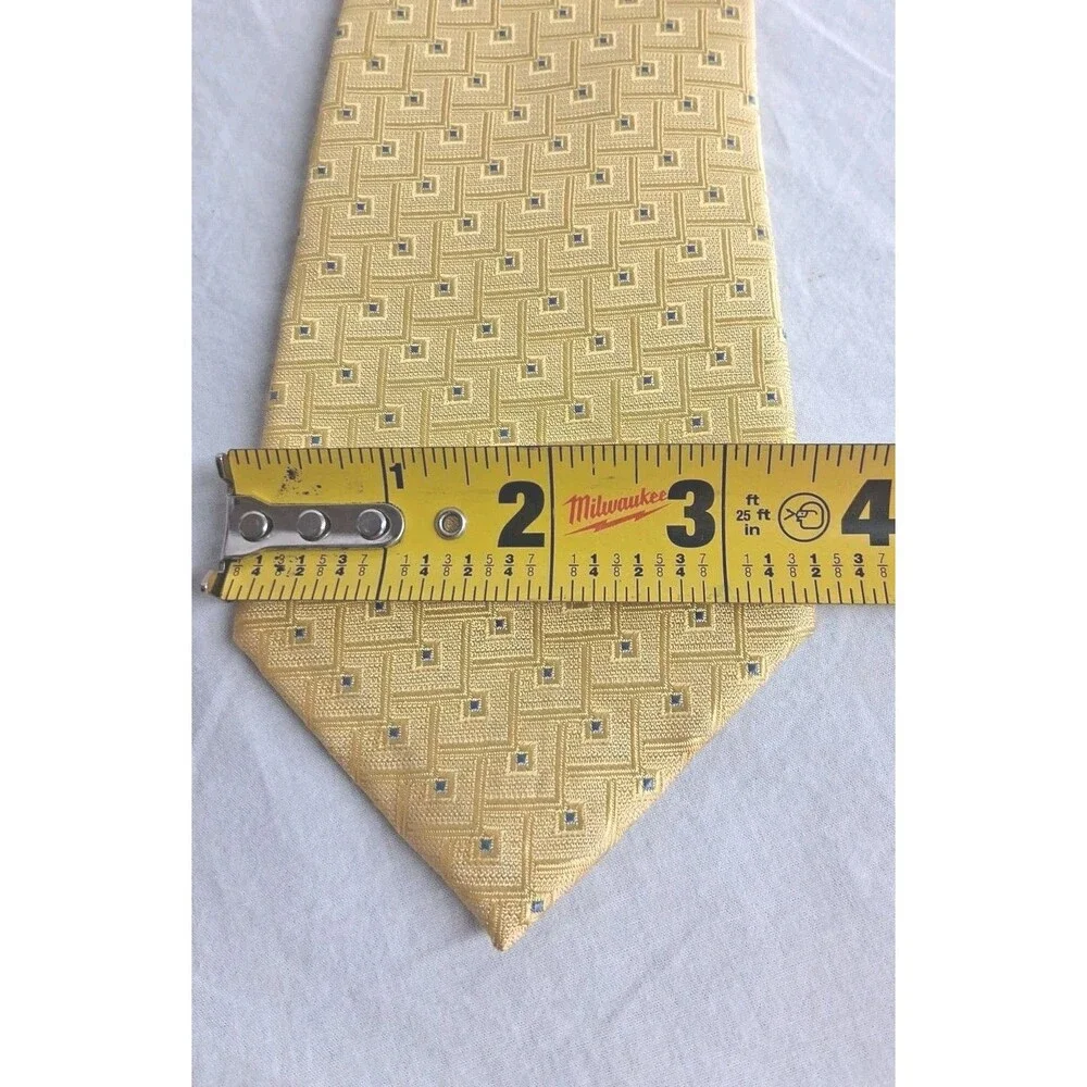 Jos A Bank Traveler Silk Tie Extra Long XL 61